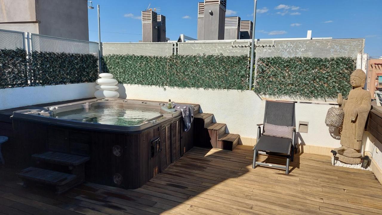Appartement Atico De Lujo Con Jacuzzi Climatizado En Terraza à Elche Extérieur photo