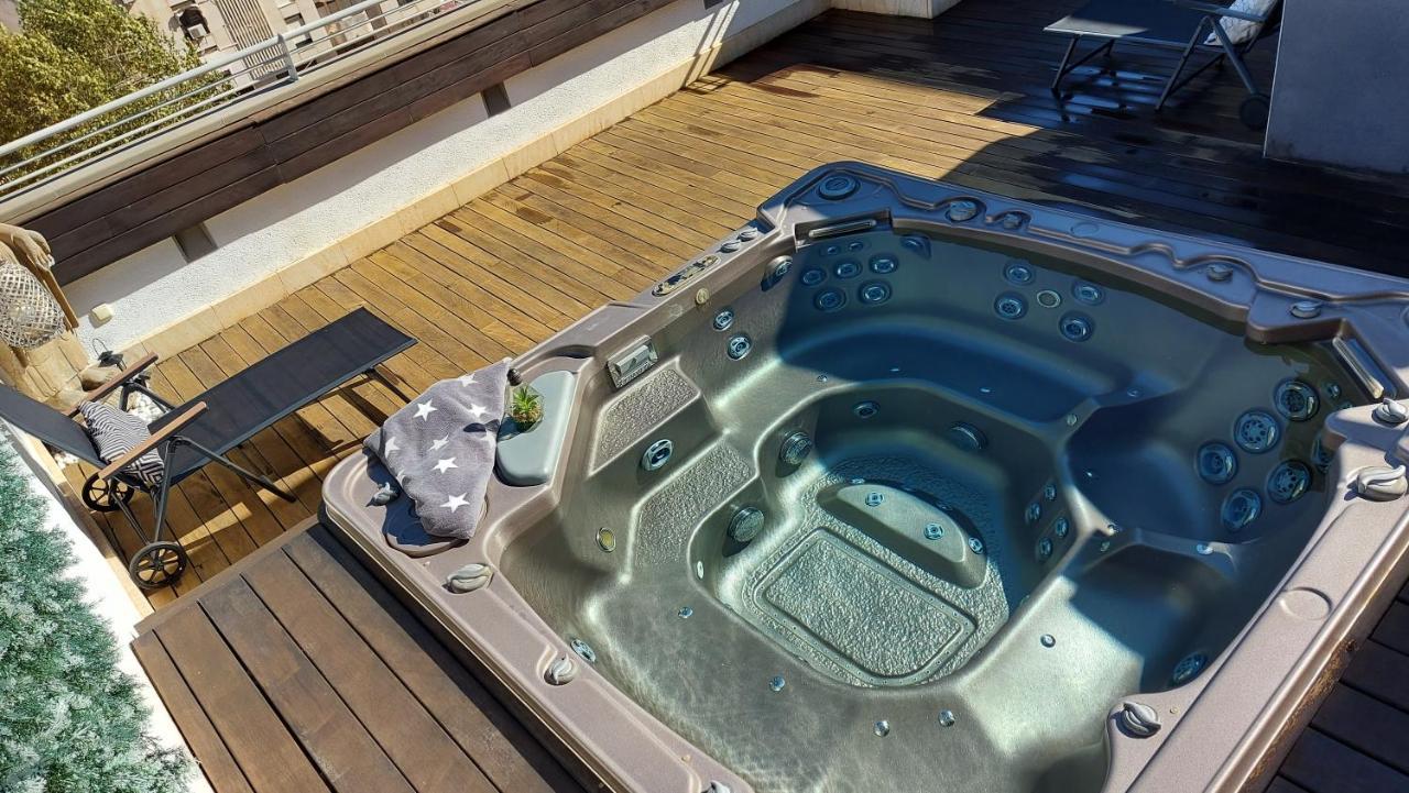 Appartement Atico De Lujo Con Jacuzzi Climatizado En Terraza à Elche Extérieur photo